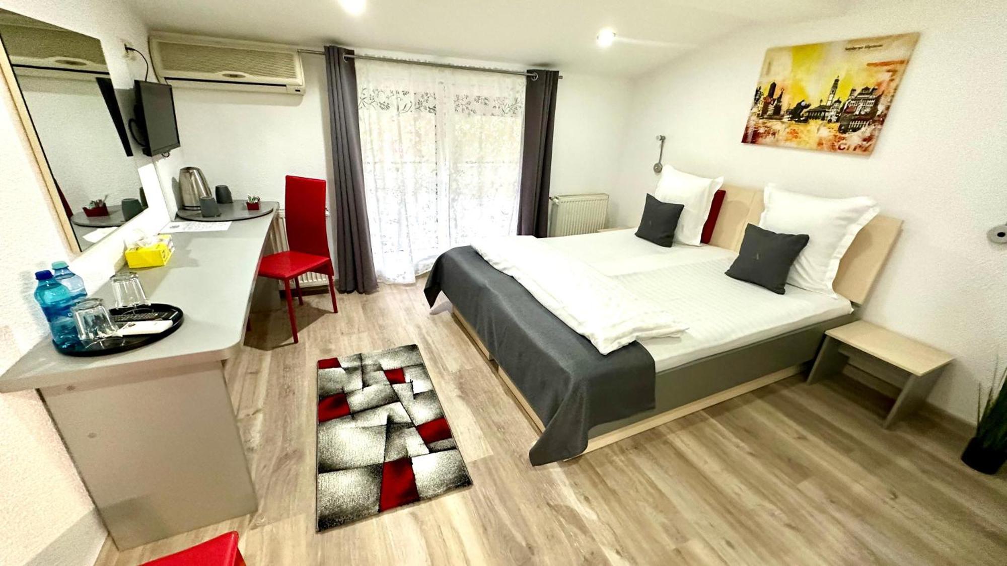 Casa Augsburg Hotel Băneşti Buitenkant foto