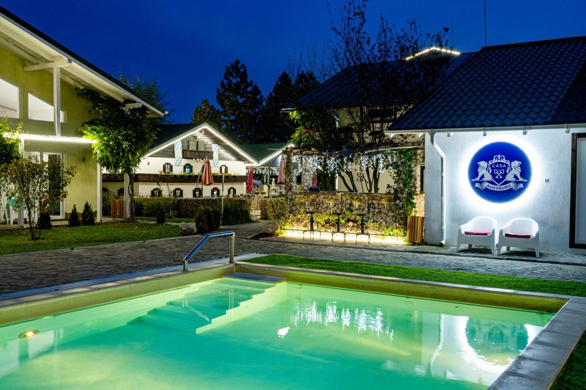 Casa Augsburg Hotel Băneşti Buitenkant foto